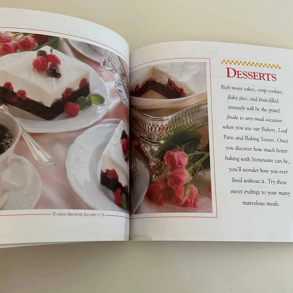 The Pampered Chef Doris Christopher's Stoneware Sensations Paperback Cookbook
